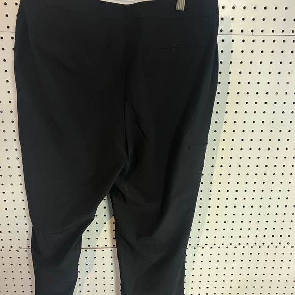 Weekends by Chico’s snap button pants - Picture 2 of 3